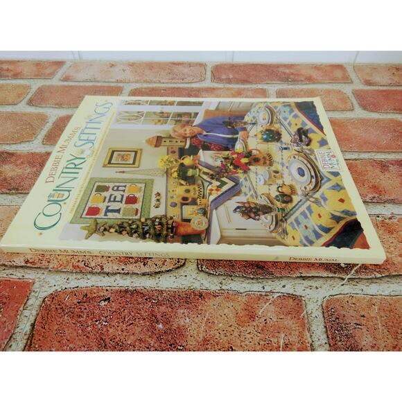 Vtg 2000 - Debbie Mumm's Country Settings - Dinnerware & Acc - Quilting Patterns - Picture 3 of 11